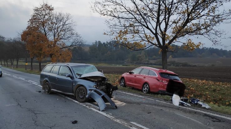 Při říjnových dopravních nehodách zemřelo 43 lidí